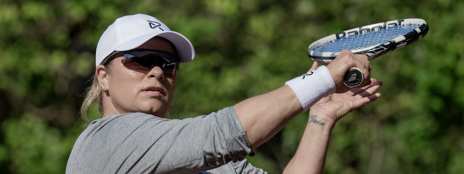 2024 Gift Guide for Tennis Sunglasses